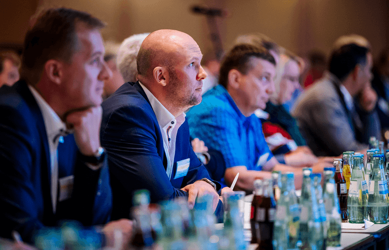 event-type-pages.conferences-page.hero-section.image-alt